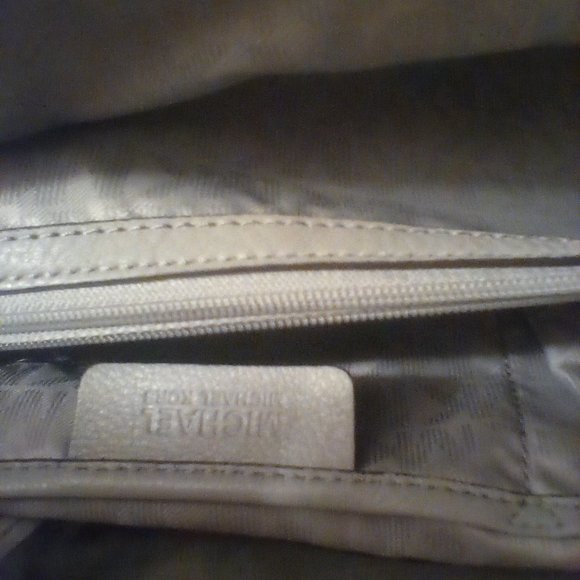 Michael Kors Satchel Bag Purse - Picture 7 of 10